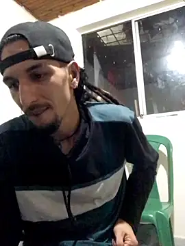 Snapshot of elgoguexxx chatting on 11-29-25, 04:37 elgoguexxx online show from 11-29-25, 04:37