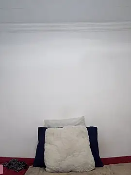 Curvy sluty online show from 11-12-25, 08:15