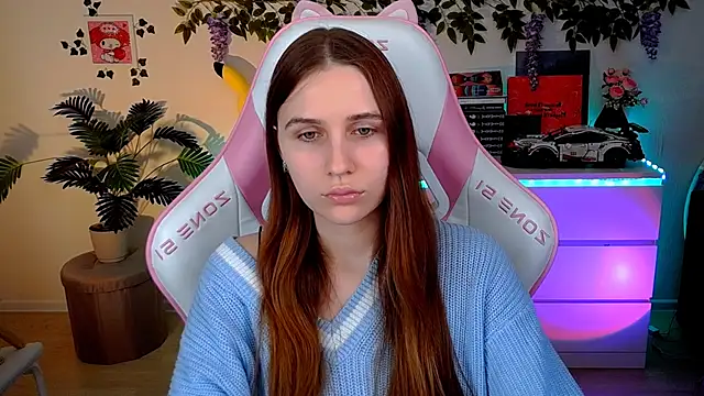 AliceCharmy online show from 04-27-26, 04:16