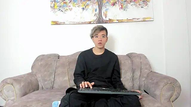 bunny maxi online show from 02-25-25, 03:38