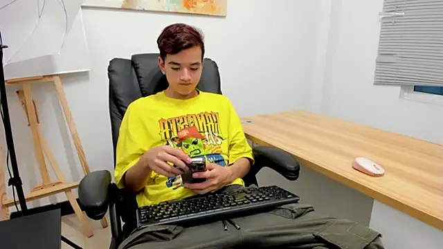 bunny maxi online show from 11-13-25, 12:26