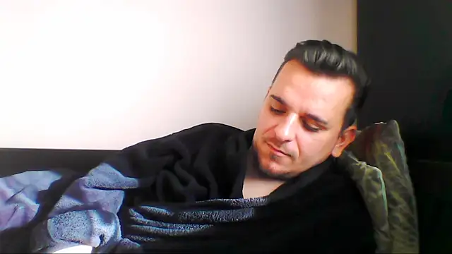 Huge cock22cm online show from 01-11-26, 12:10