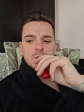 Huge cock22cm online show from 02-11-26, 08:08