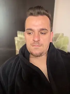 Huge cock22cm online show from 04-22-26, 07:33