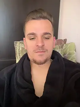 Huge cock22cm online show from 04-24-26, 07:33