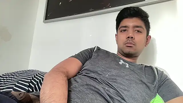 Snapshot of PRANDABOI27 chatting on 02-18-25, 04:05 PRANDABOI27 online show from 02-18-25, 04:05