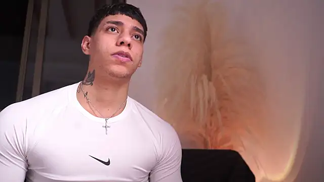 Josep Davies online show from 03-10-26, 01:32