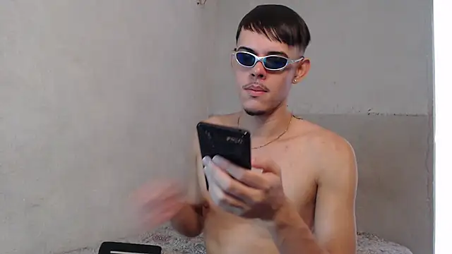 MicaelRian69 online show from 10-25-25, 02:13