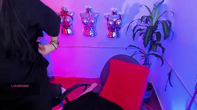 LucyStrike  online show from 06-15-26, 10:34