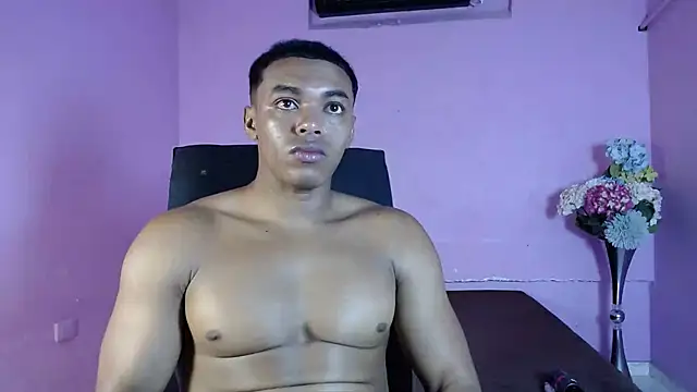 SexyBigCock01 online show from 12-18-25, 01:06