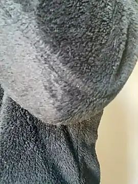 Snapshot of Luccreccia_ chatting on 11-21-25, 10:03 Luccreccia online show from 11-21-25, 10:03