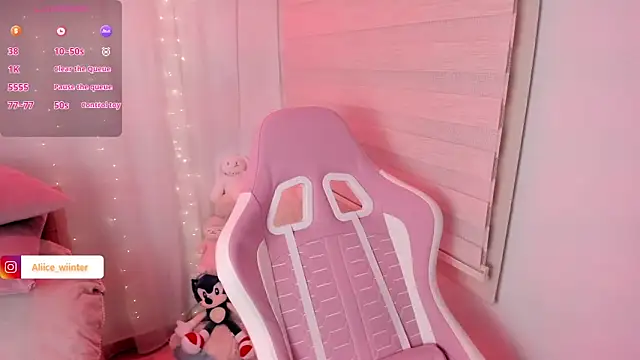 Alice winter  online show from 04-17-26, 06:11