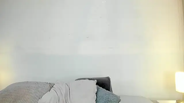 Snapshot of isa_molly chatting on 03-04-25, 11:54 isa molly online show from 03-04-25, 11:54