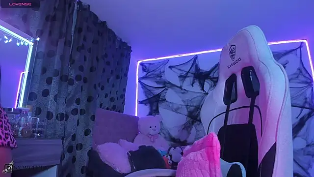 satanbabee online show from 10-08-25, 11:35