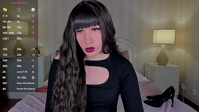 Snapshot of valeriasecret chatting on 12-23-24, 05:06 valeriasecret online show from 12-23-24, 05:06