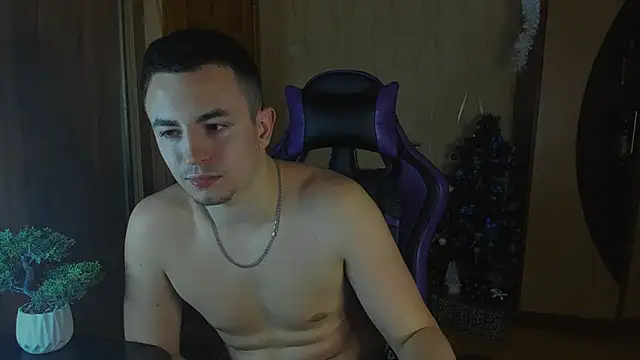 Snapshot of bigmark033 chatting on 01-11-25, 12:07 bigmark033 online show from 01-11-25, 12:07