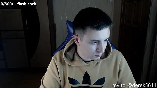 Snapshot of bigmark033 chatting on 10-13-25, 05:02 bigmark033 online show from 10-13-25, 05:02