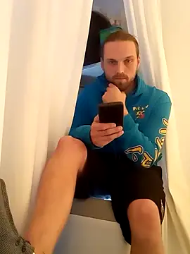 Snapshot of VitaminmanFL chatting on 01-04-25, 08:27 VitaminmanFL online show from 01-04-25, 08:27