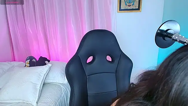 Alessandraa ferri  online show from 04-18-26, 11:27