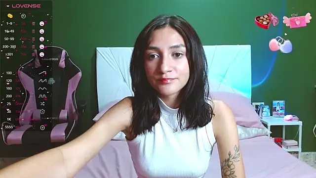 Snapshot of Mei_Kelly chatting on 03-12-25, 12:31 Mei Kelly online show from 03-12-25, 12:31