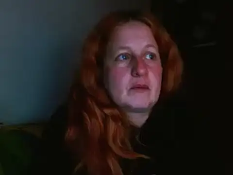 ViioletaMora online show from 11-15-25, 09:43