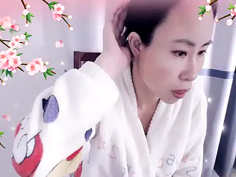 Snapshot of xiaoxuer chatting on 12-03-24, 03:52 xiaoxuer online show from 12-03-24, 03:52