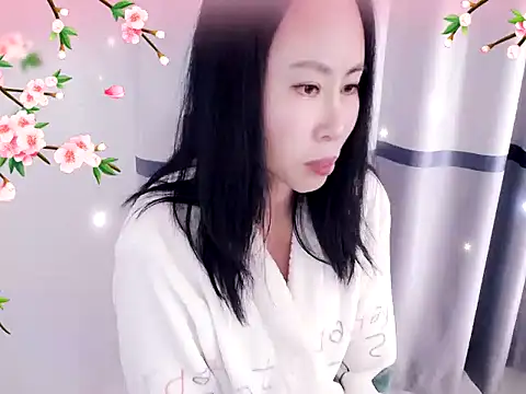 Snapshot of xiaoxuer chatting on 12-03-24, 06:59 xiaoxuer online show from 12-03-24, 06:59