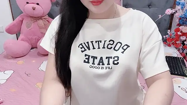 Snapshot of Funikio chatting on 04-30-26, 01:23 Funikio online show from 04-30-26, 01:23
