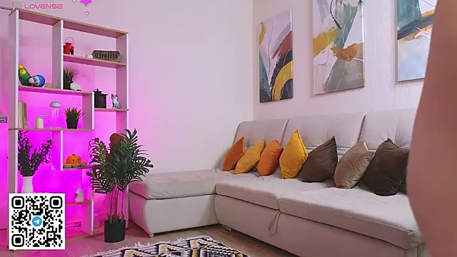 oliviabr0wn0 online show from 02-03-26, 06:40