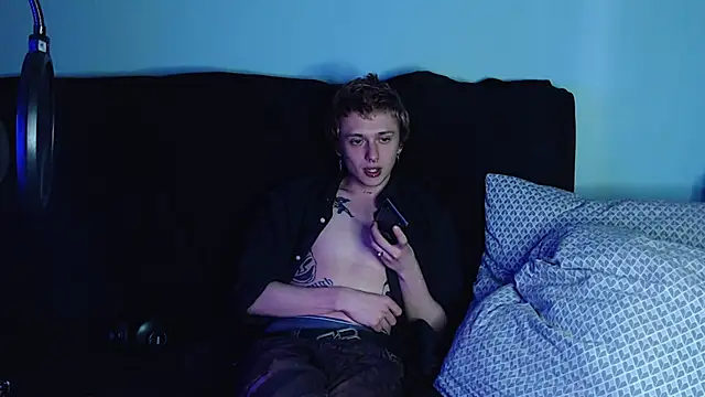 axxxturel online show from 12-26-24, 10:37