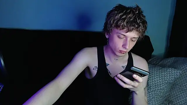 axxxturel online show from 03-17-25, 08:19