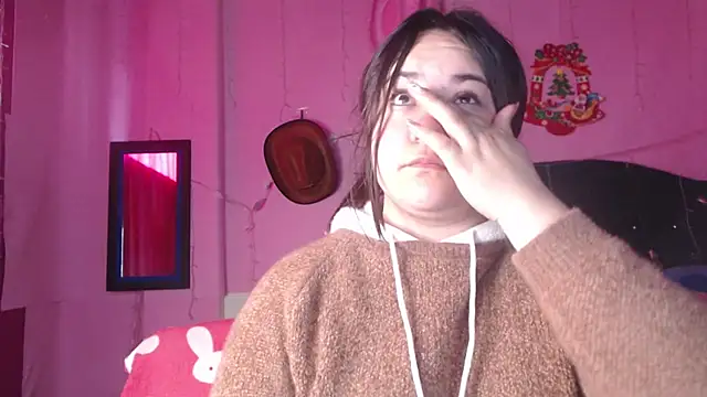 NikkiRous  online show from 10-27-25, 12:53