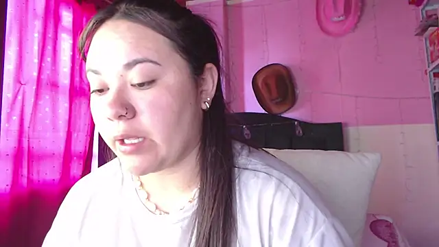 Snapshot of NikkiRous_ chatting on 01-17-26, 02:11 NikkiRous online show from 01-17-26, 02:11