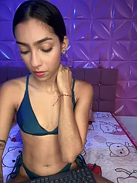 Ema azel online show from 01-04-25, 01:42