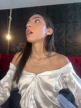 Ema azel online show from 02-14-25, 01:40