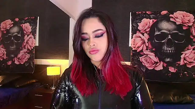 EvaaFoxxy1 online show from 06-10-26, 11:53