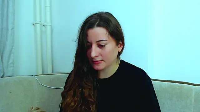 Helen Adams  online show from 01-05-25, 01:36