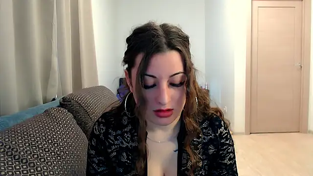 Helen Adams  online show from 04-23-26, 06:47