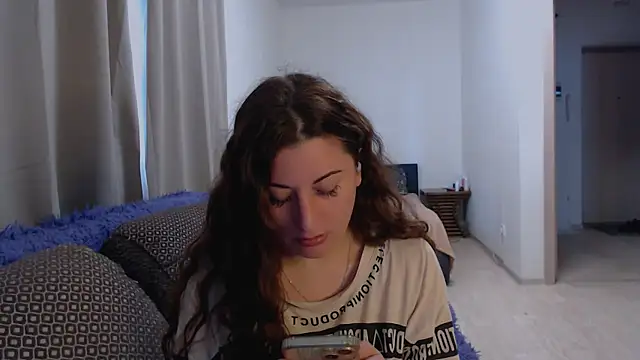 Helen Adams  online show from 07-14-26, 05:45