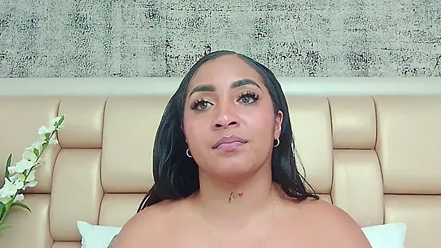 KateVenegas online show from 02-21-25, 08:16