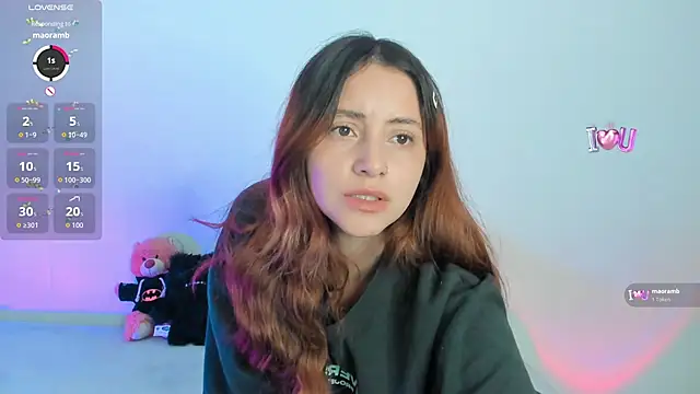 annie mora online show from 10-30-25, 03:41