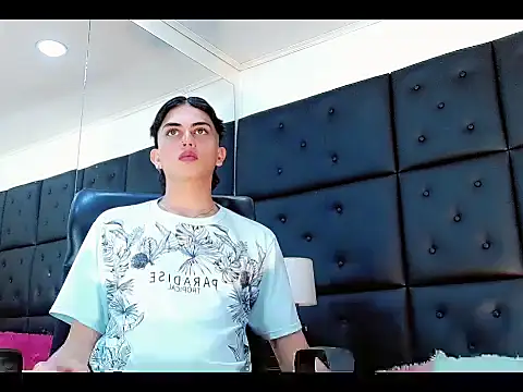 Snapshot of Daniela_Pink_ chatting on 02-04-26, 08:03 Daniela Pink online show from 02-04-26, 08:03