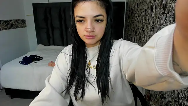 Snapshot of Anhell7_x chatting on 10-25-25, 07:30 Anhell7 x online show from 10-25-25, 07:30