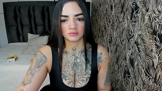 Snapshot of Anhell7_x chatting on 11-04-25, 07:35 Anhell7 x online show from 11-04-25, 07:35