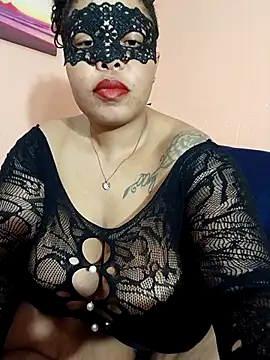 Snapshot of Fantasy1976 chatting on 10-23-25, 03:55 Fantasy1976 online show from 10-23-25, 03:55