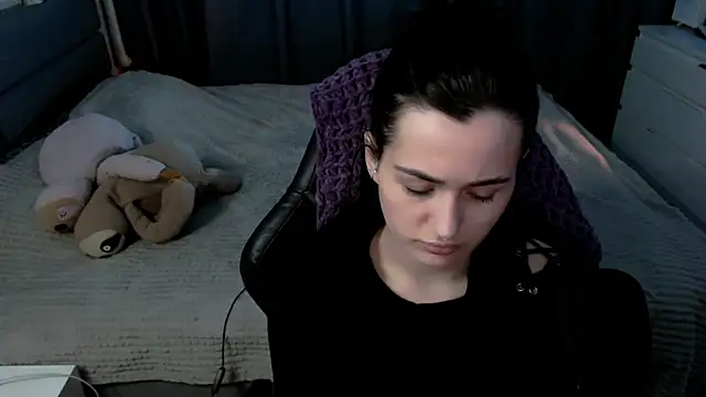 KiraYammy online show from 03-04-26, 10:49