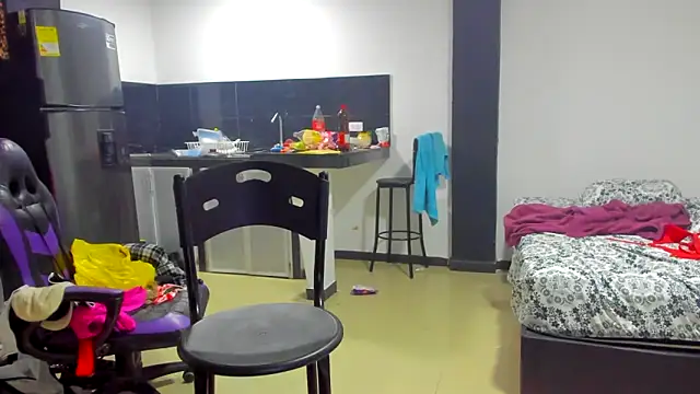 Snapshot of barbara_anal_squirt_ chatting on 03-09-25, 12:53 barbara anal squirt online show from 03-09-25, 12:53