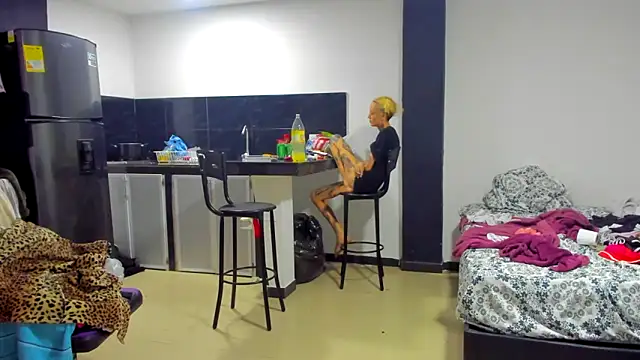 Snapshot of barbara_anal_squirt_ chatting on 03-13-25, 12:02 barbara anal squirt online show from 03-13-25, 12:02