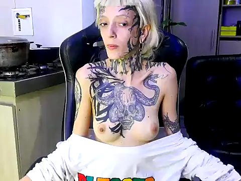 Snapshot of barbara_anal_squirt_ chatting on 09-14-25, 09:36 barbara anal squirt online show from 09-14-25, 09:36