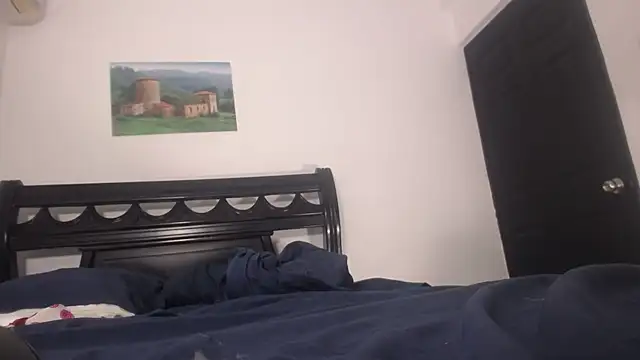 Snapshot of barbara_anal_squirt_ chatting on 11-21-25, 03:00 barbara anal squirt online show from 11-21-25, 03:00